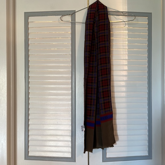 Gucci 100% Silk Plaid & Paisley Scarf - Picture 3 of 10